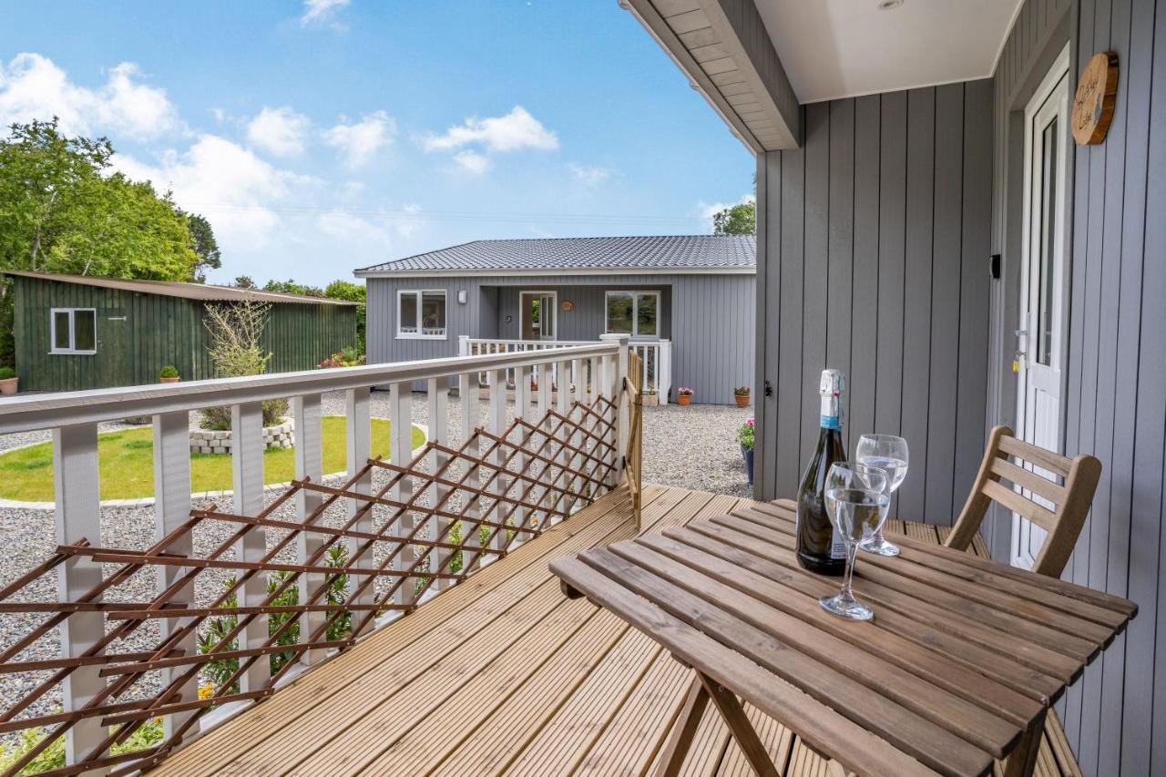 Ramsey Lodge Bier Wood Lodges Tenby Kültér fotó